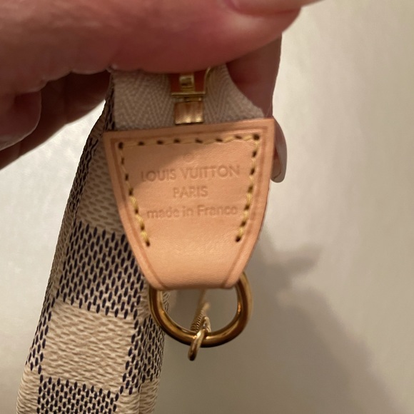 Louis Vuitton mini pochette- Damier Azur - Picture 4 of 4